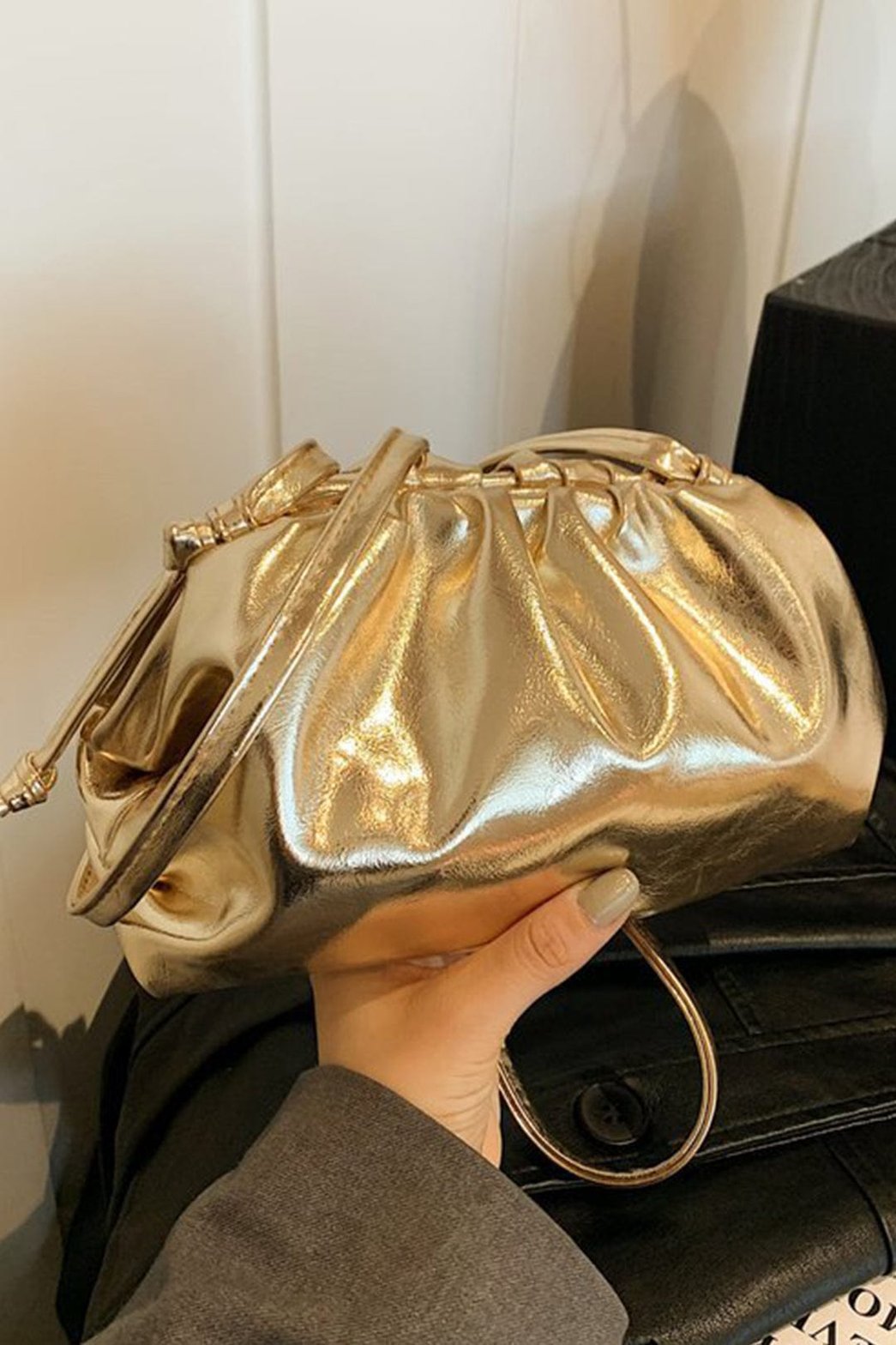 Sac baguette doré métallisé vue détaillée étoile