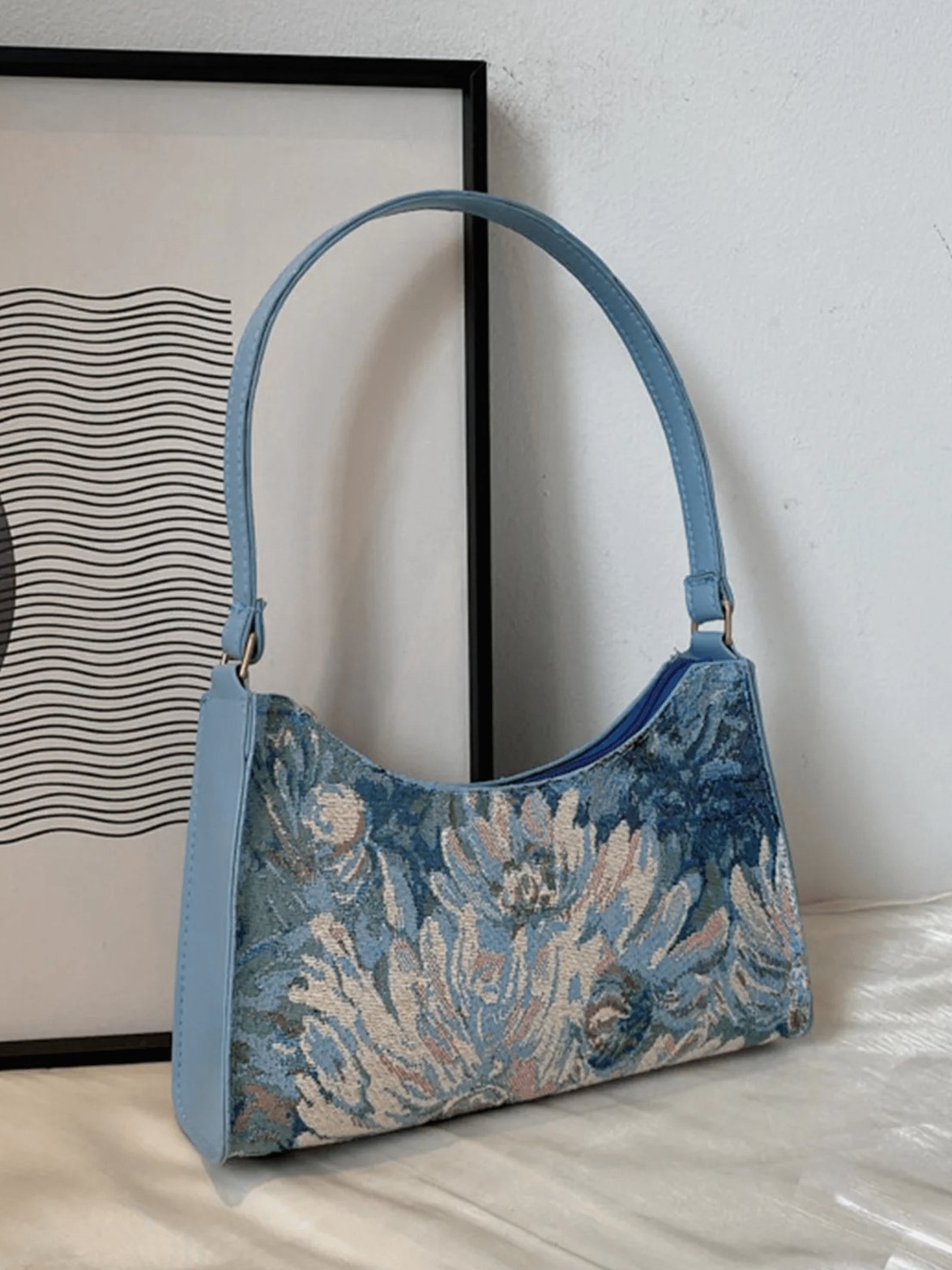 Sac baguette vintage motif peinture vue intérieure étoile