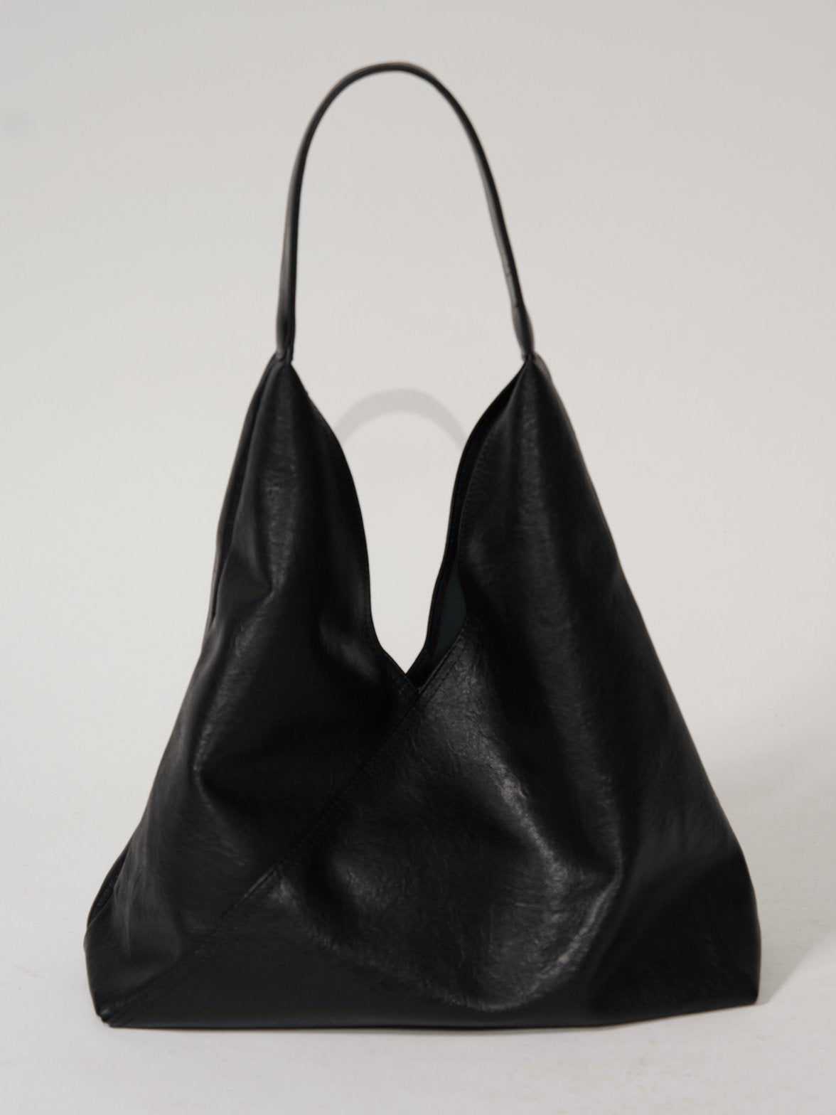 Sac bandoulière noir élégant soleil