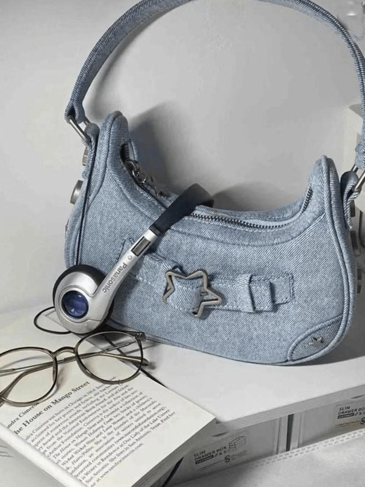 Sac bandoulière rétro végan blanc vue intérieure nuage