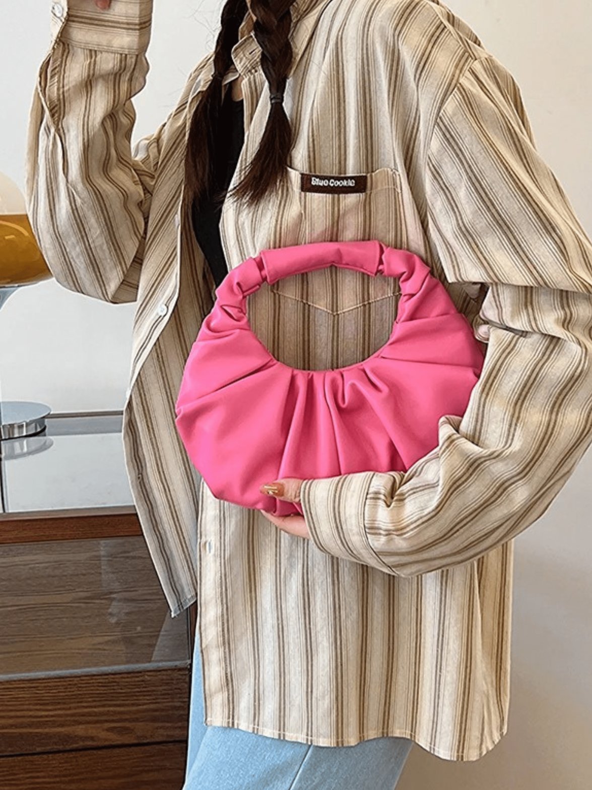 Vue détaillée du sac Azalea ravissant