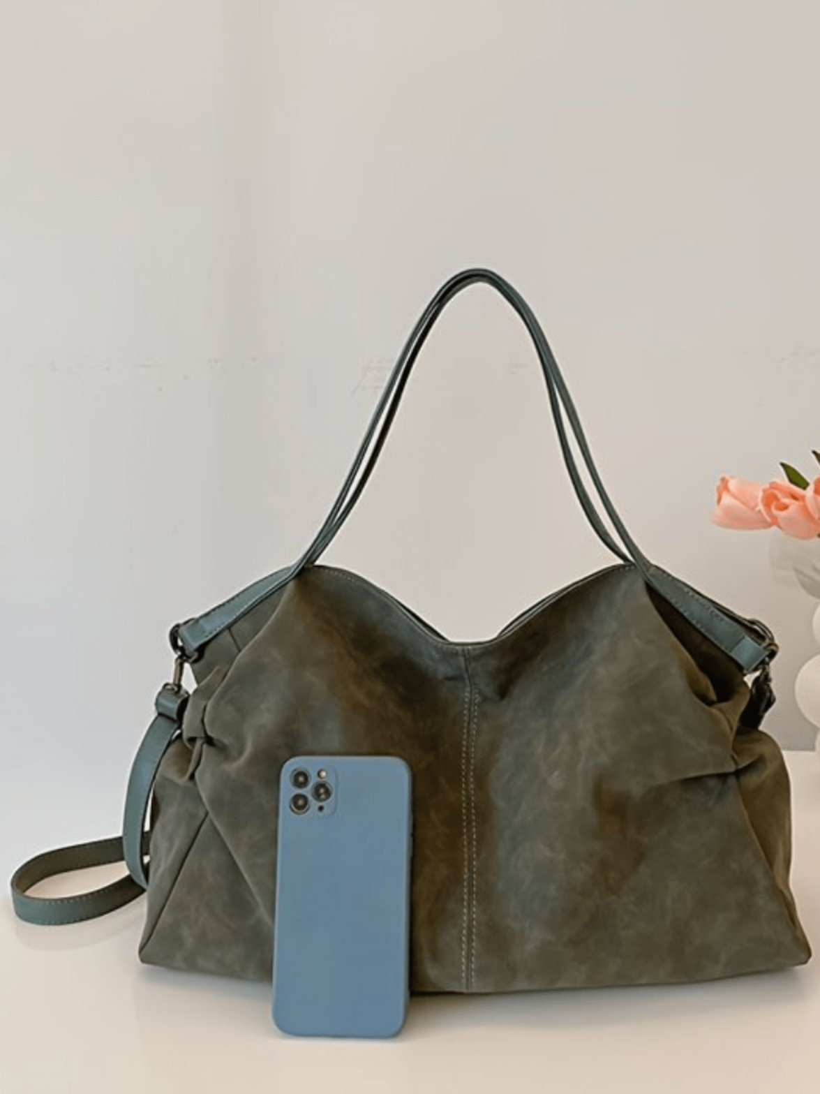 Sac hobo en daim caramel vue intérieure lune