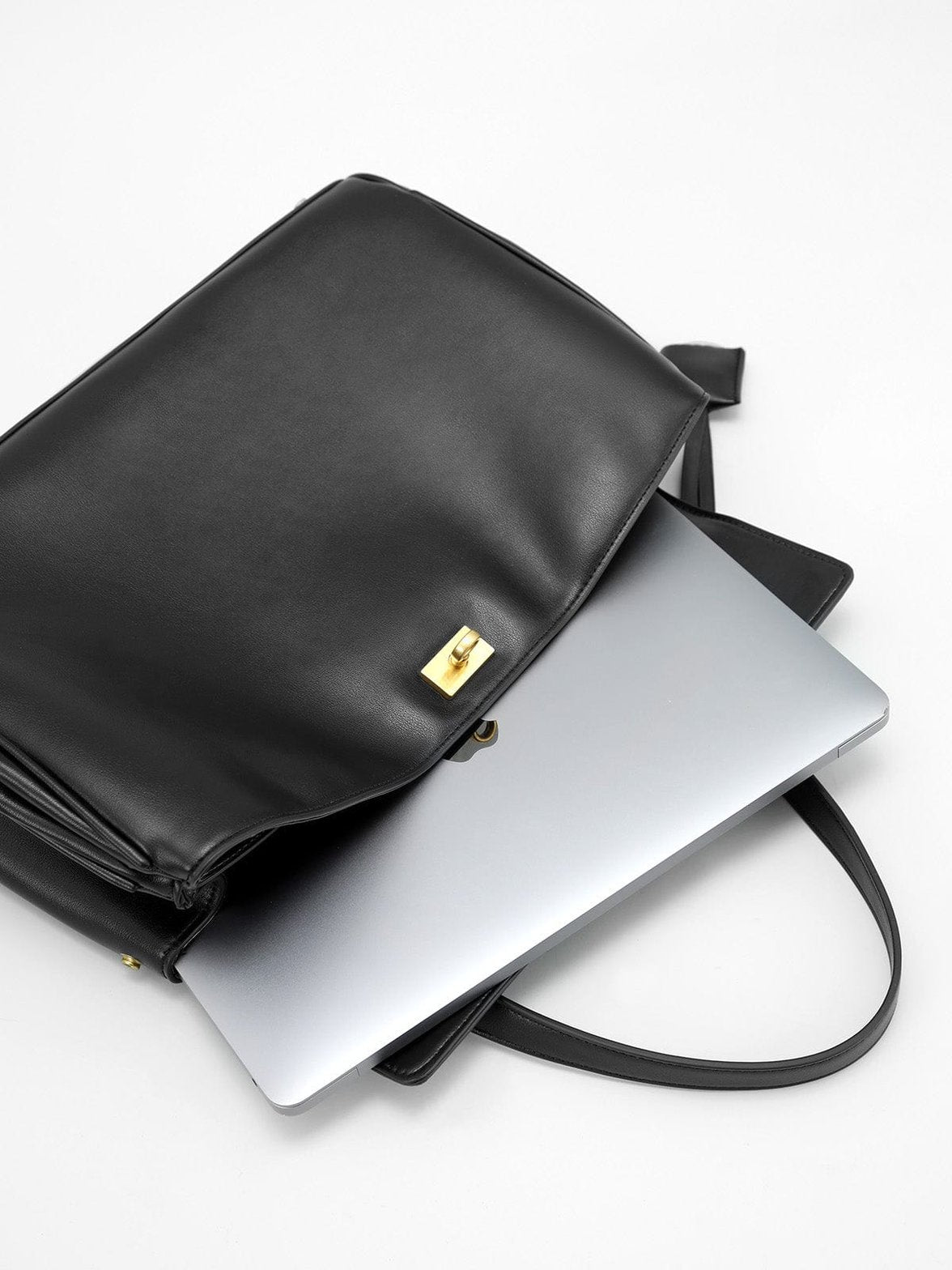 Sac à main noir vue arrière arc-en-ciel