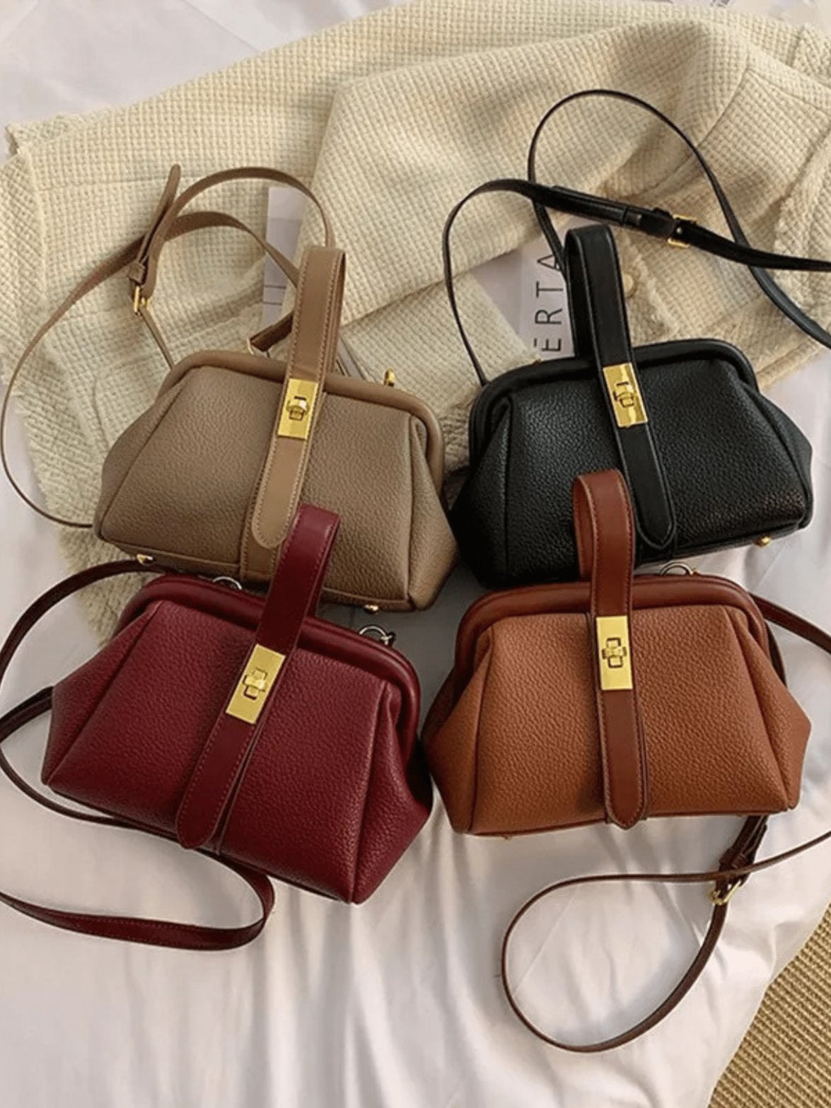 Sac à main cuir vue de côté saphir