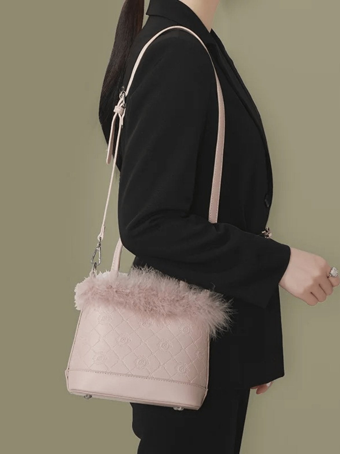 Sac porté avec bandoulière arc-en-ciel