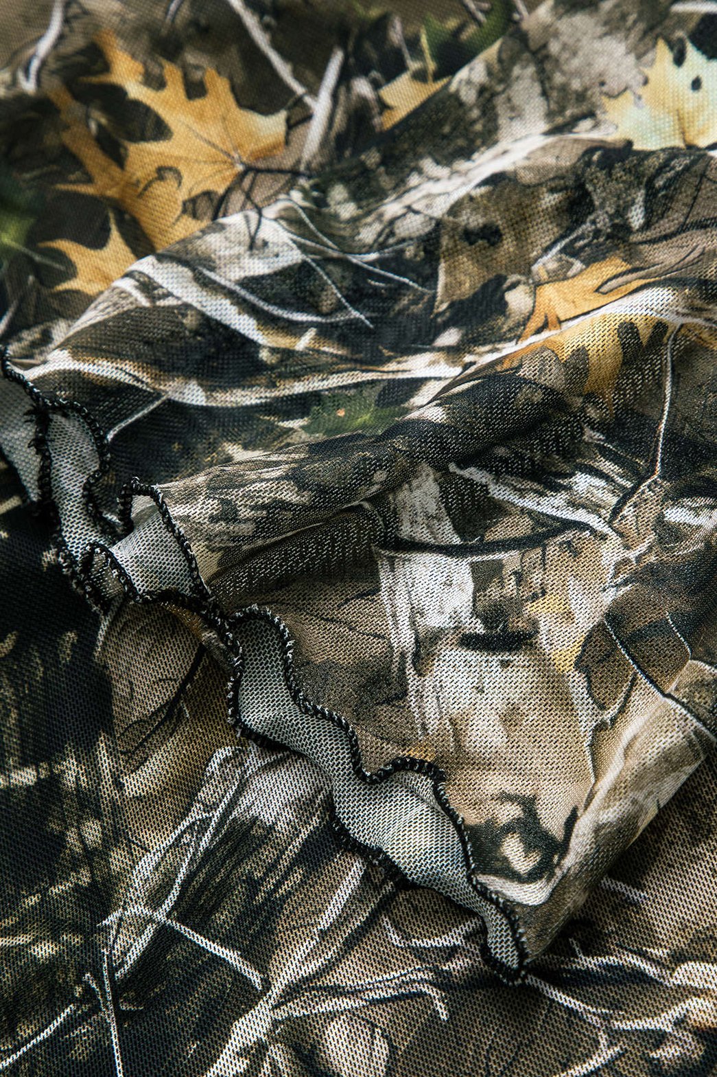 Top bardot imprimé nature porté style étoile