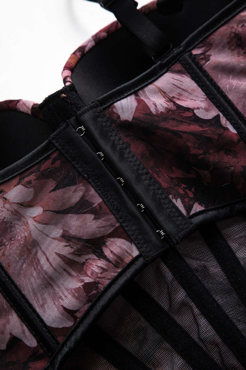 Top corset mesh floral look complet arc-en-ciel