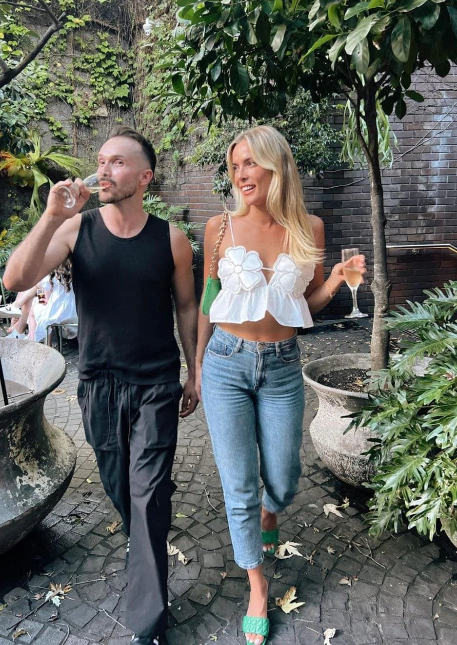 Top noir cristaux raffiné