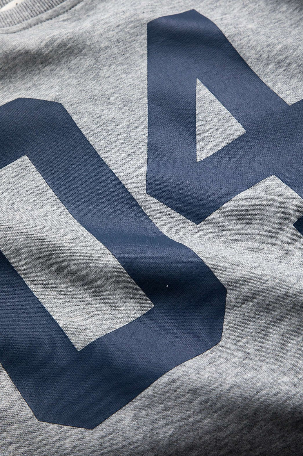 Top oversize gris à imprimé digital style décontracté vent