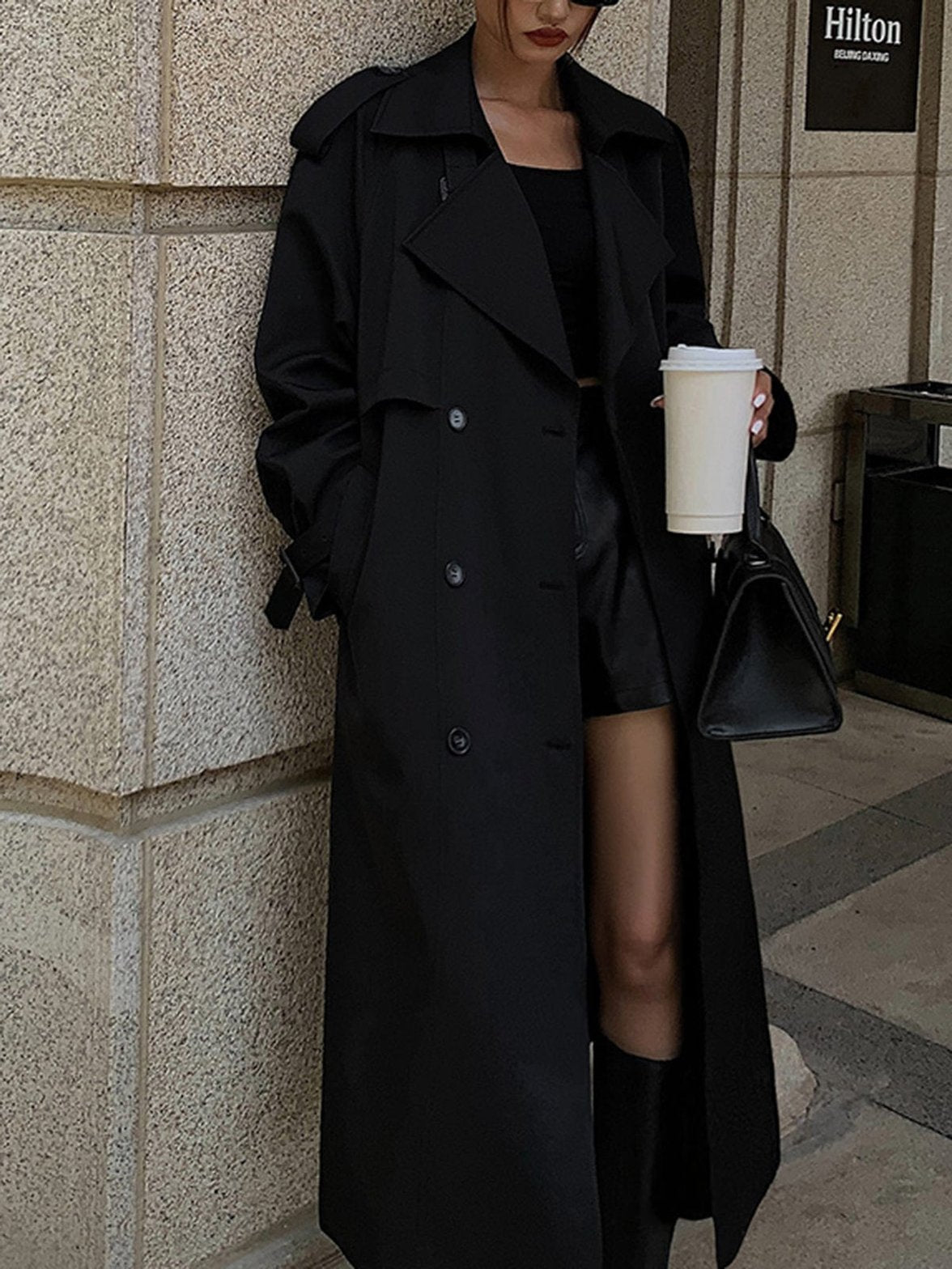 Trench-coat noir tendance raffiné