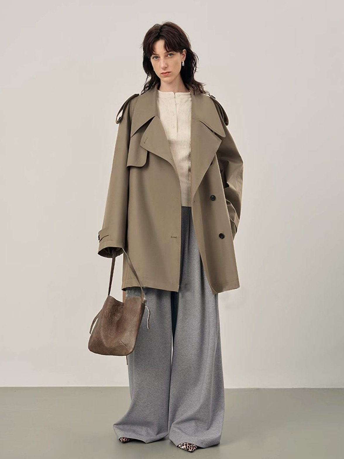 Trench beige oversize détail ceinture chic