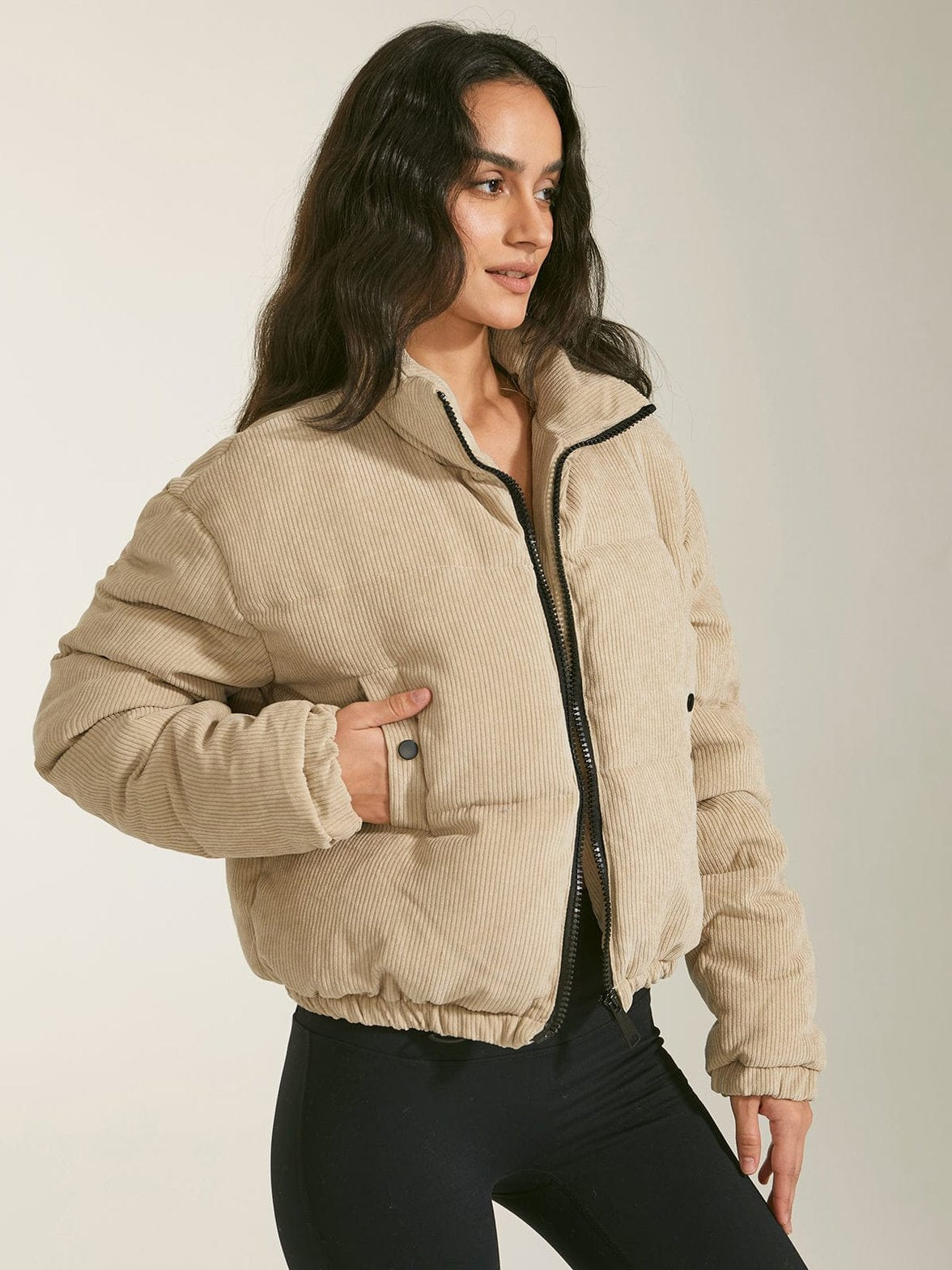 Veste matelassée beige tendance pop