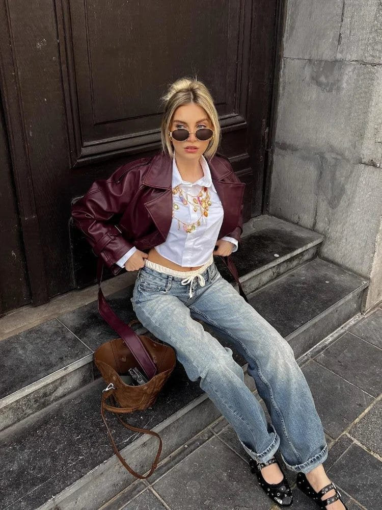 Détail manche veste cuir luxe perle