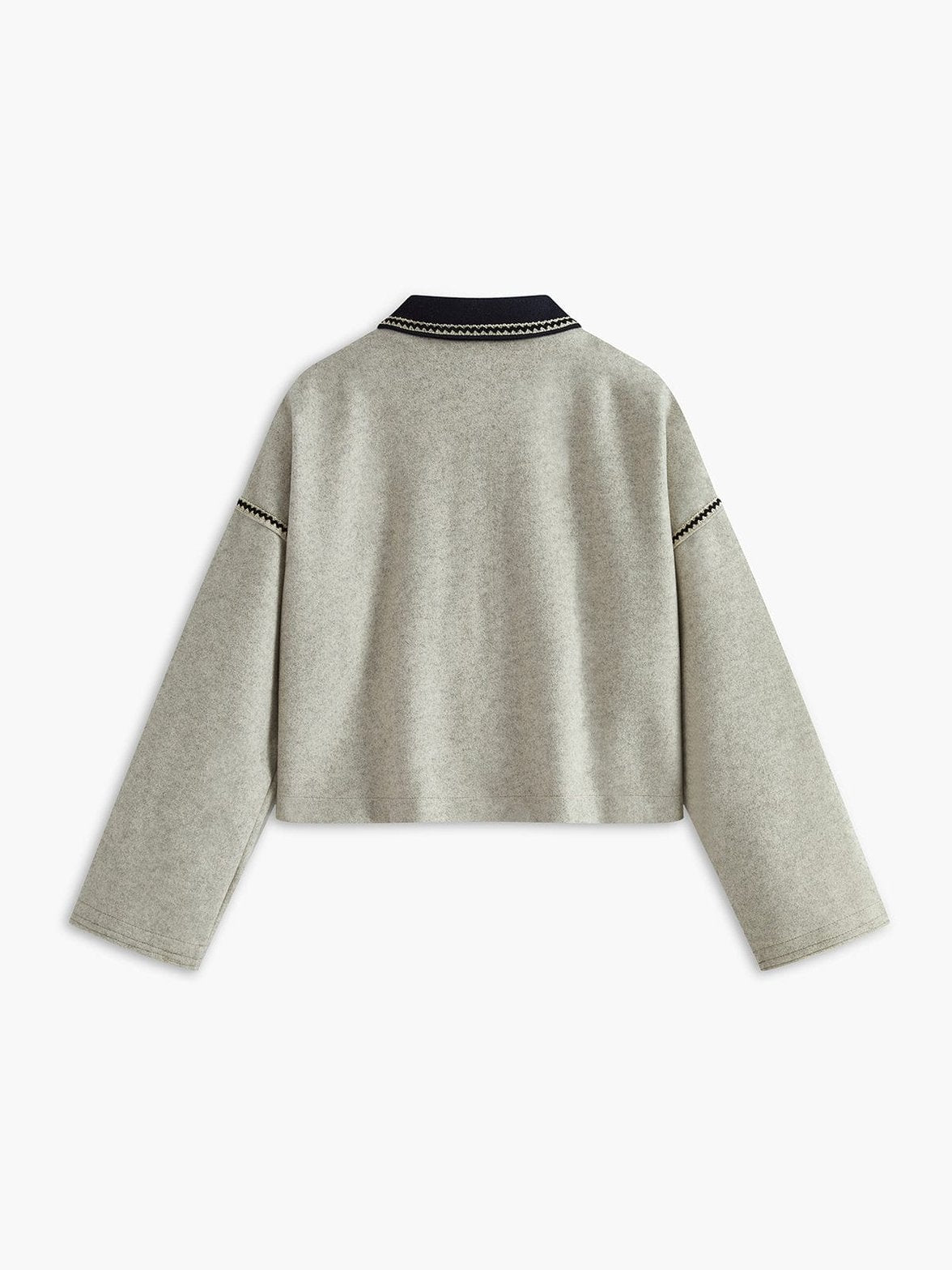 Veste courte beige détails noirs sublime