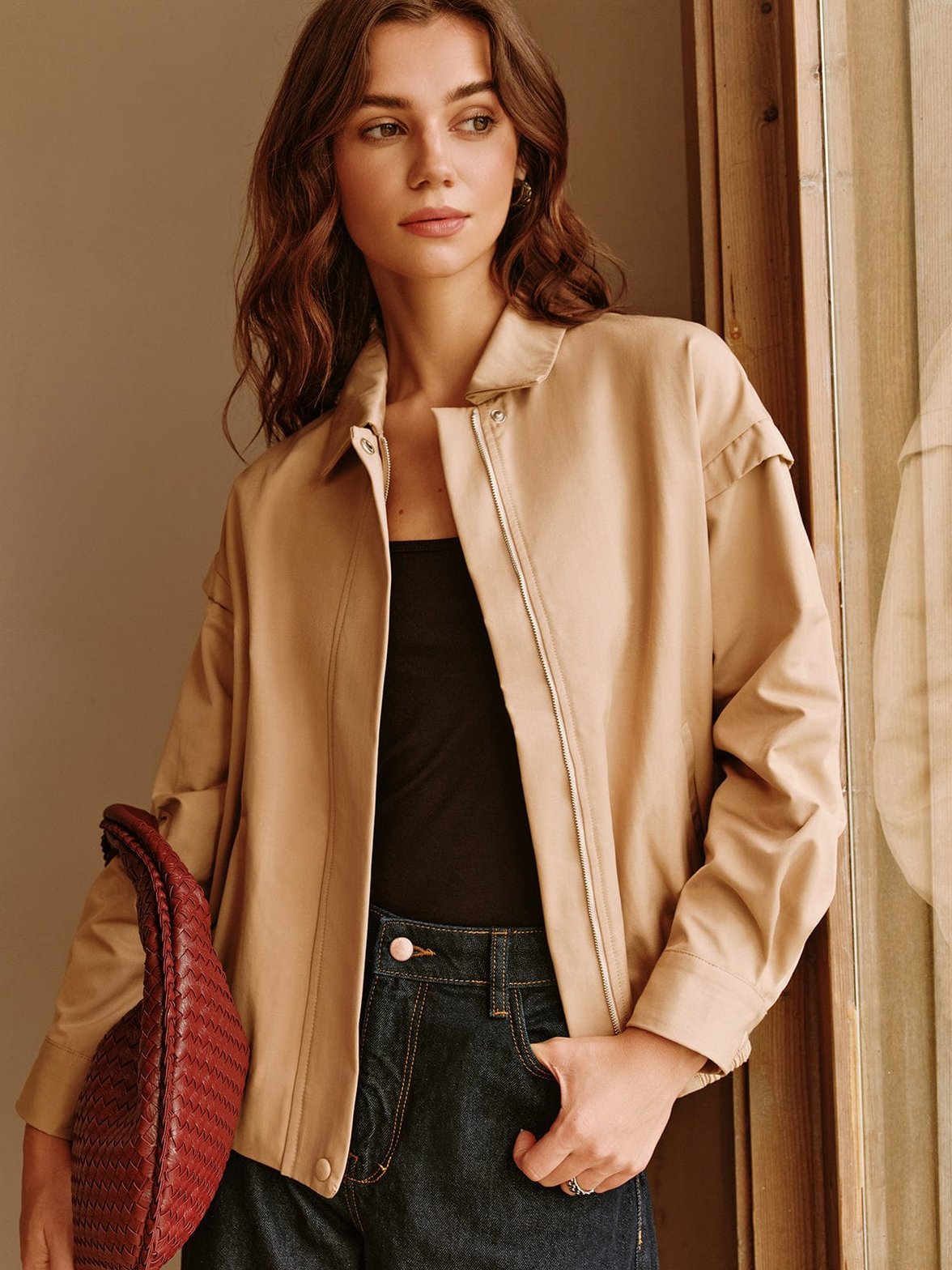 Veste beige élégante coupe décontractée soleil