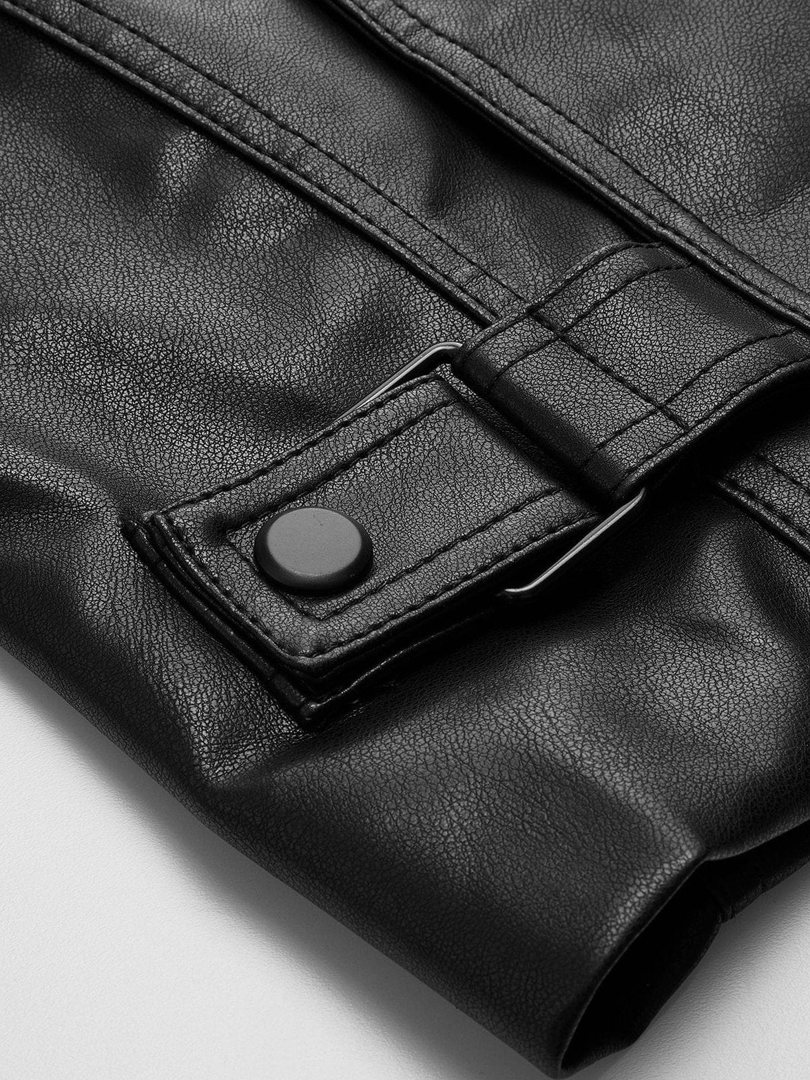 Veste simili cuir noire vue de dos vibrant