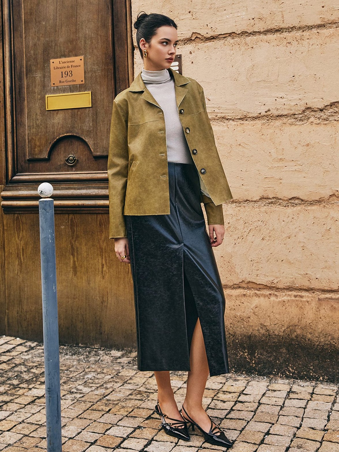 Veste en faux cuir beige élégante harmonie