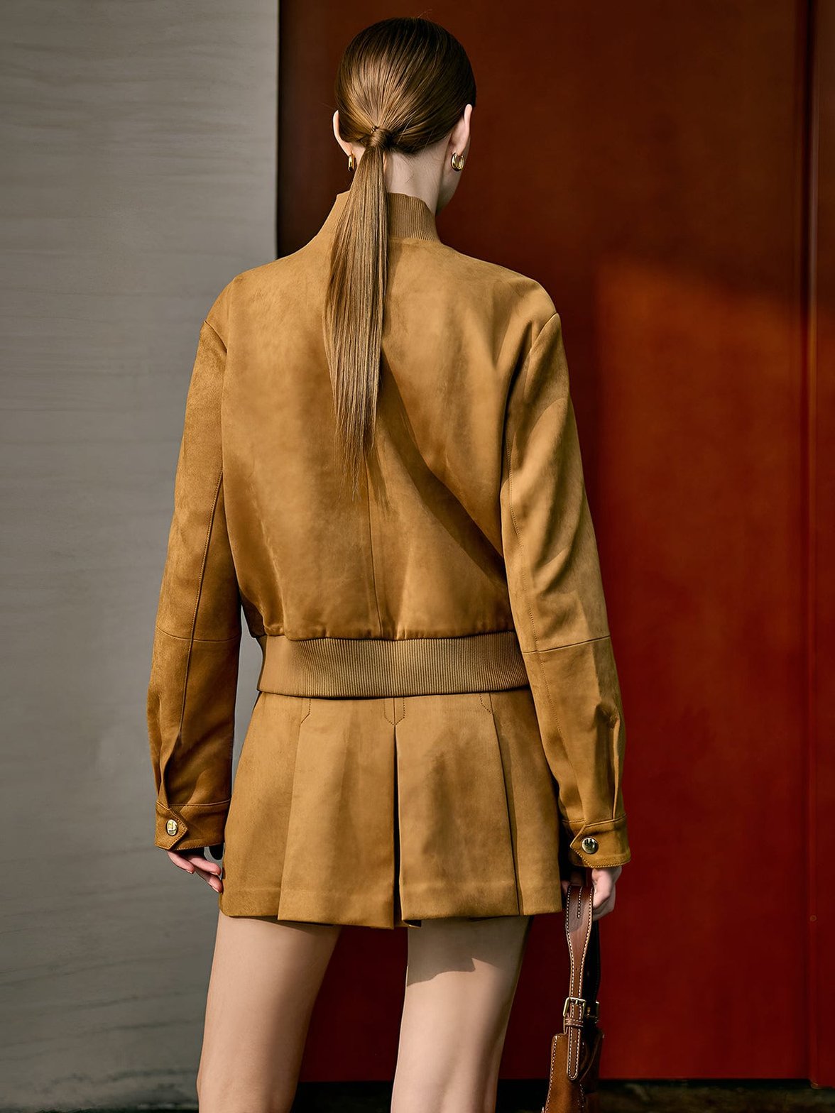 Veste courte moderne camel éclat