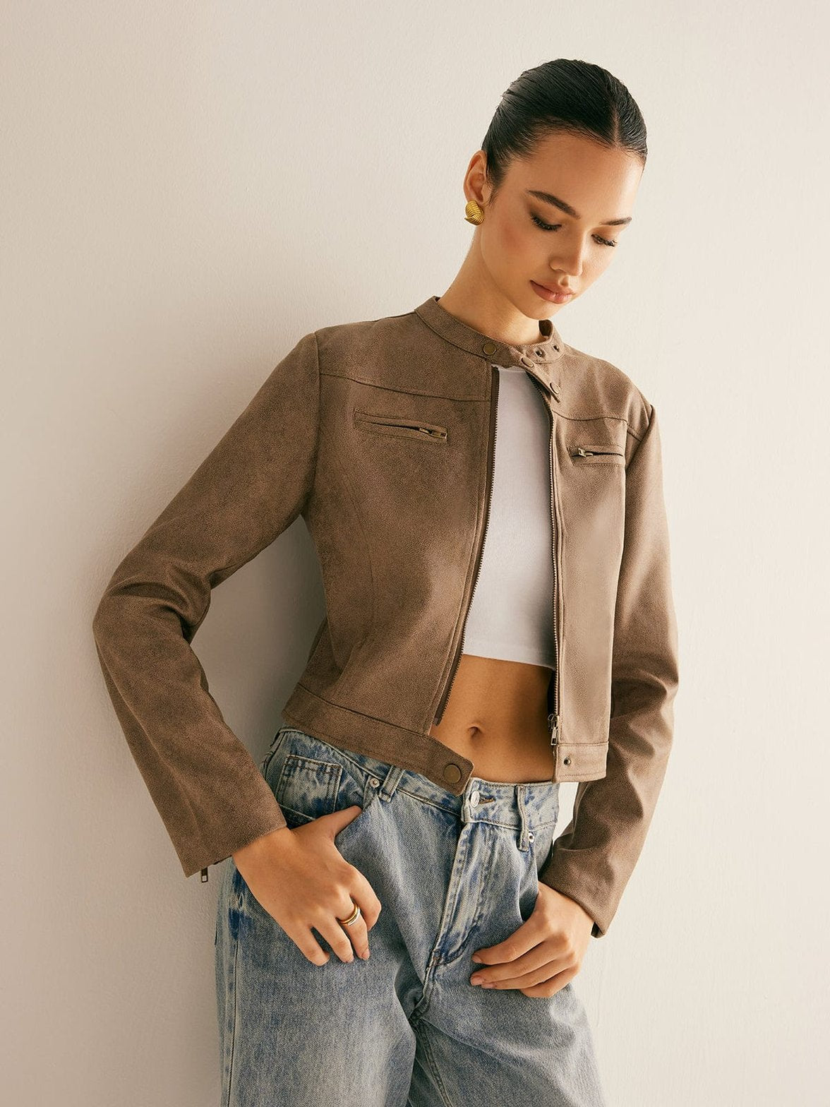 Veste en daim col boutonné chic