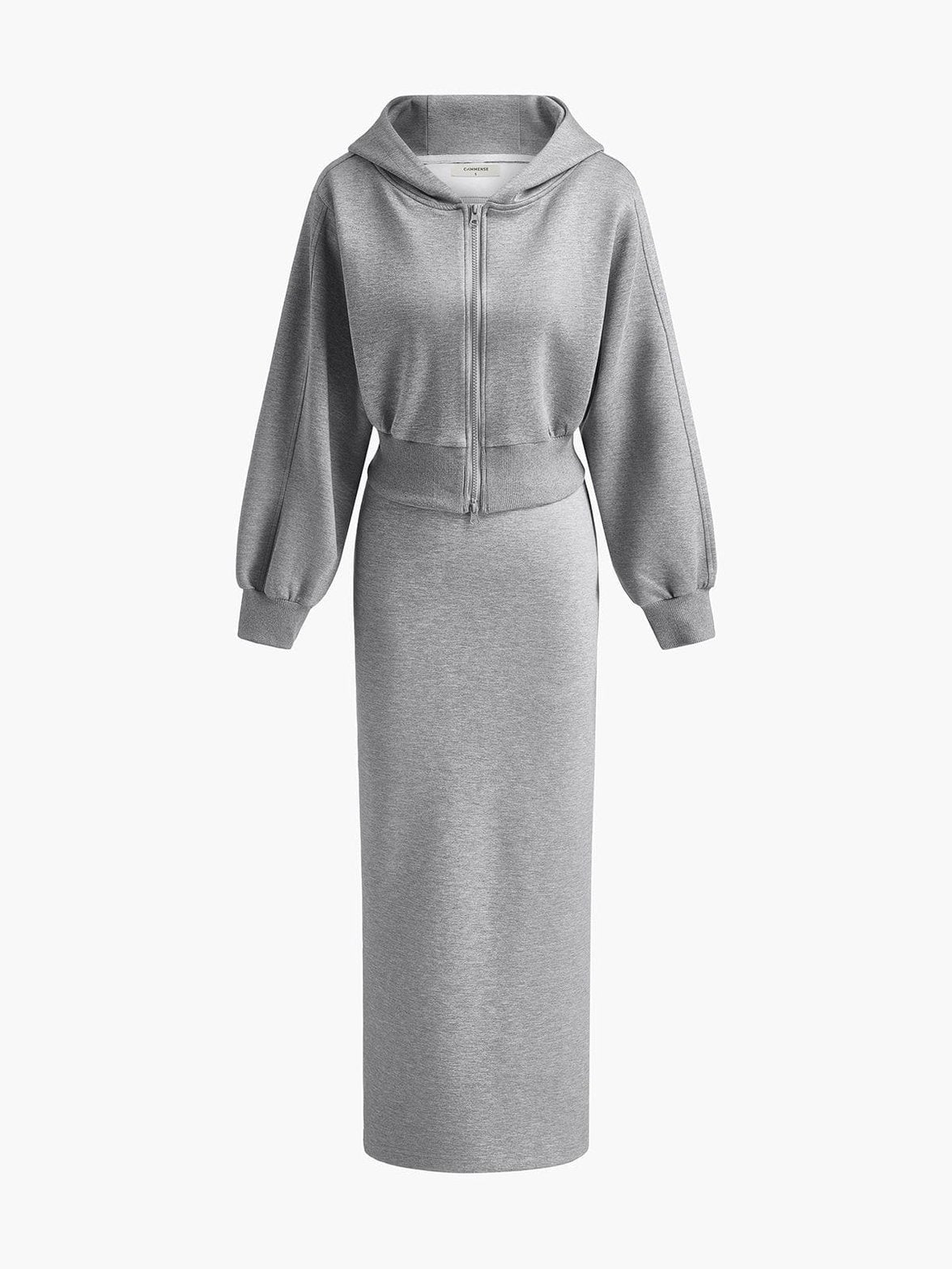 Détail capuche veste sportive grise dynamique