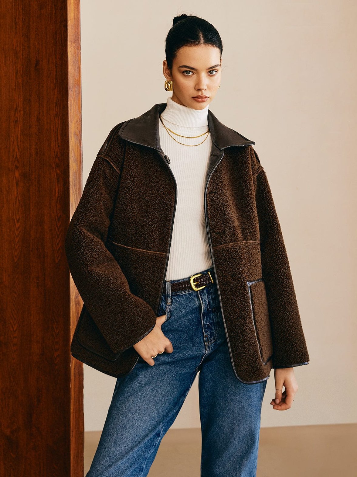 Veste en cuir doublée polaire vue de côté douceur