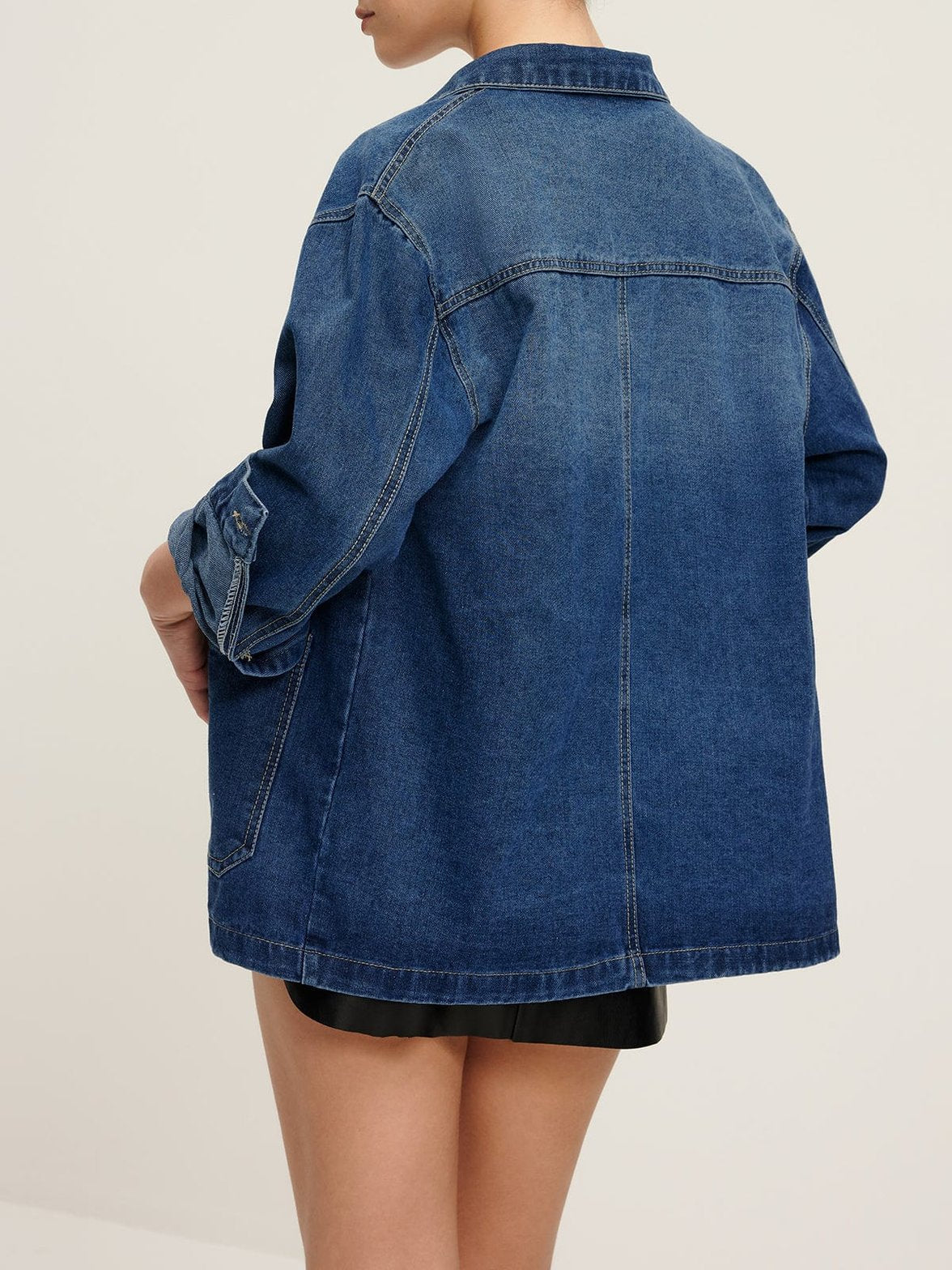 Détail poches veste jean lune