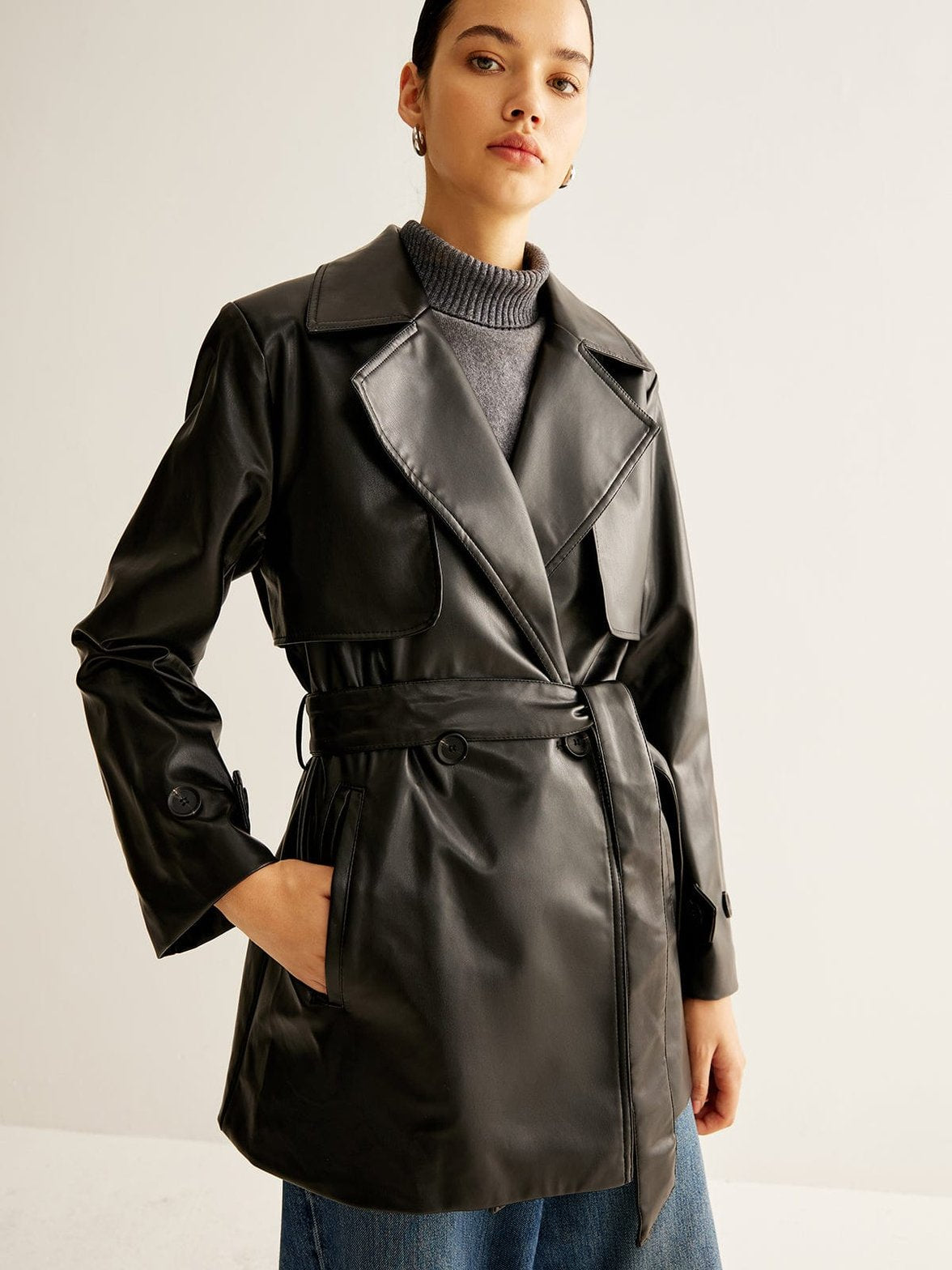 Veste élégante en simili cuir noir avec ceinture harmonie