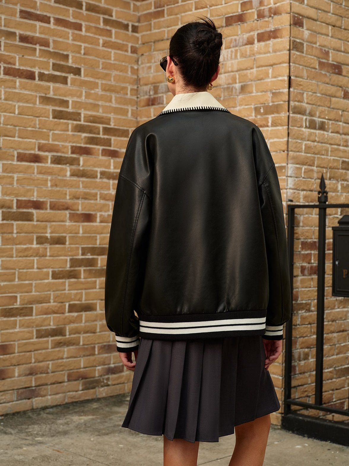 Veste bomber simili cuir noir détail manche style