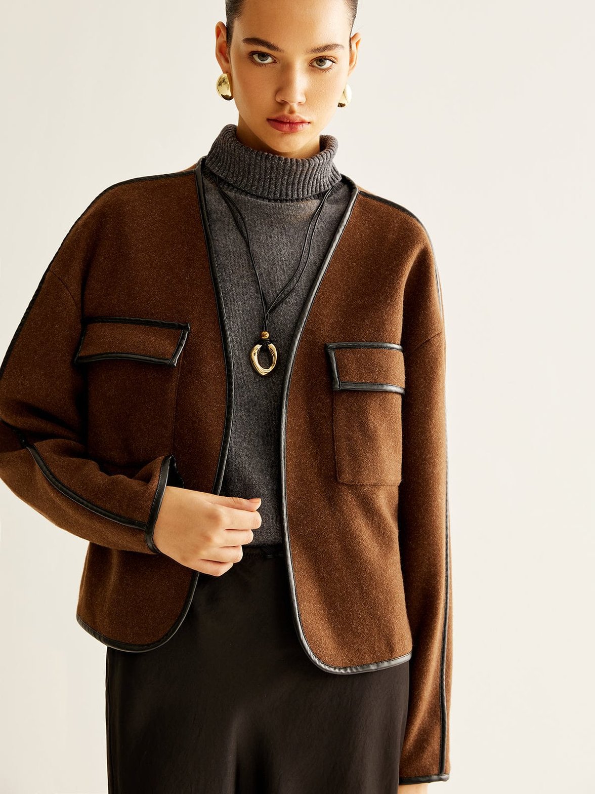 Veste tweed marron détail des finitions lune