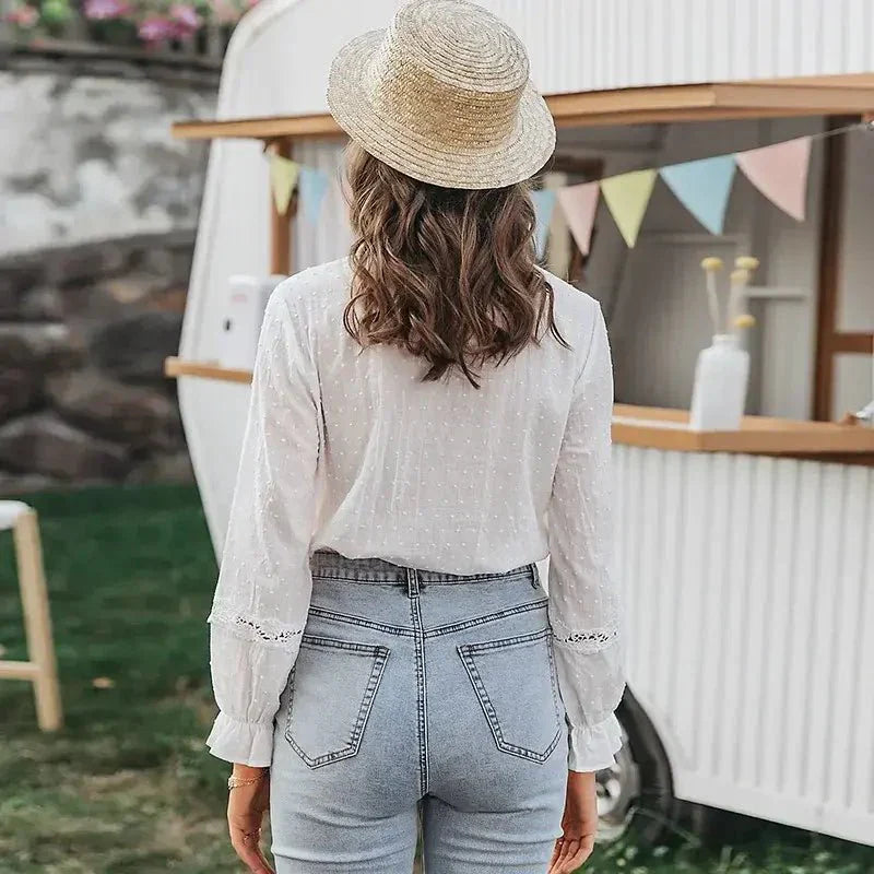 Blouse en Dentelle pour Femme - Élégance et Confort au Quotidien
