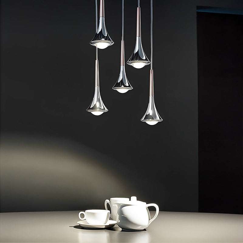 Pendentif LED en Goutte d'Eau - Éclairage Économe et Élégant pour Escaliers