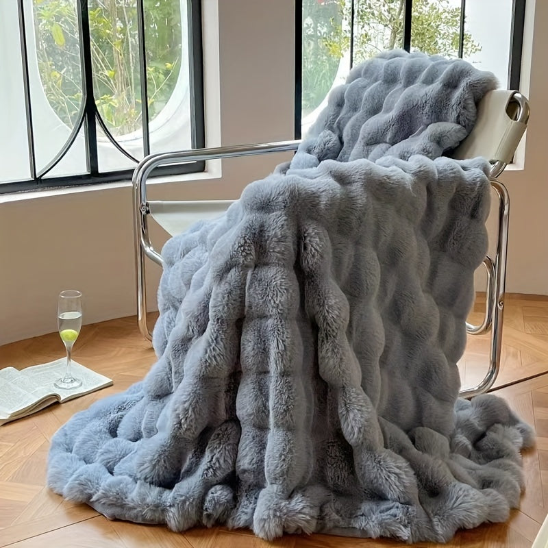 Couverture en Fausse Fourrure Douce - Luxe et Confort pour Toutes les Saisons