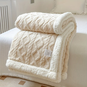 Couverture en Fleece Réversible - Douceur et Chaleur pour Toutes les Saisons