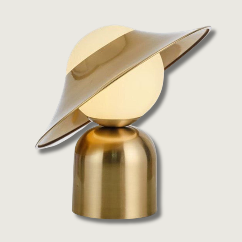 Lampe de Table Nordique en Or - Élégance et Fonctionnalité pour Votre Espace