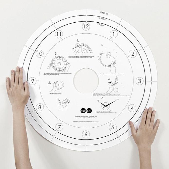 Horloge Murale Moderne avec Motif d'Hirondelle - Élégance et Précision pour Votre Décor