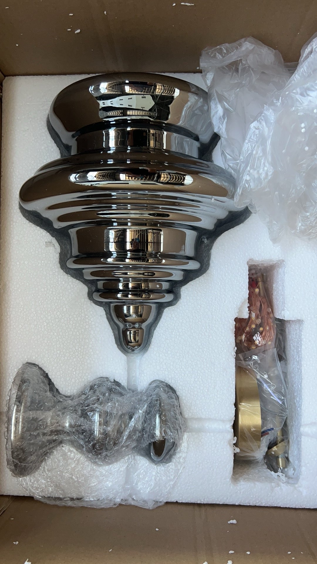 Lampe Suspendue Grise Design Élégant - Éclairage Ambiance et Matériaux Luxueux