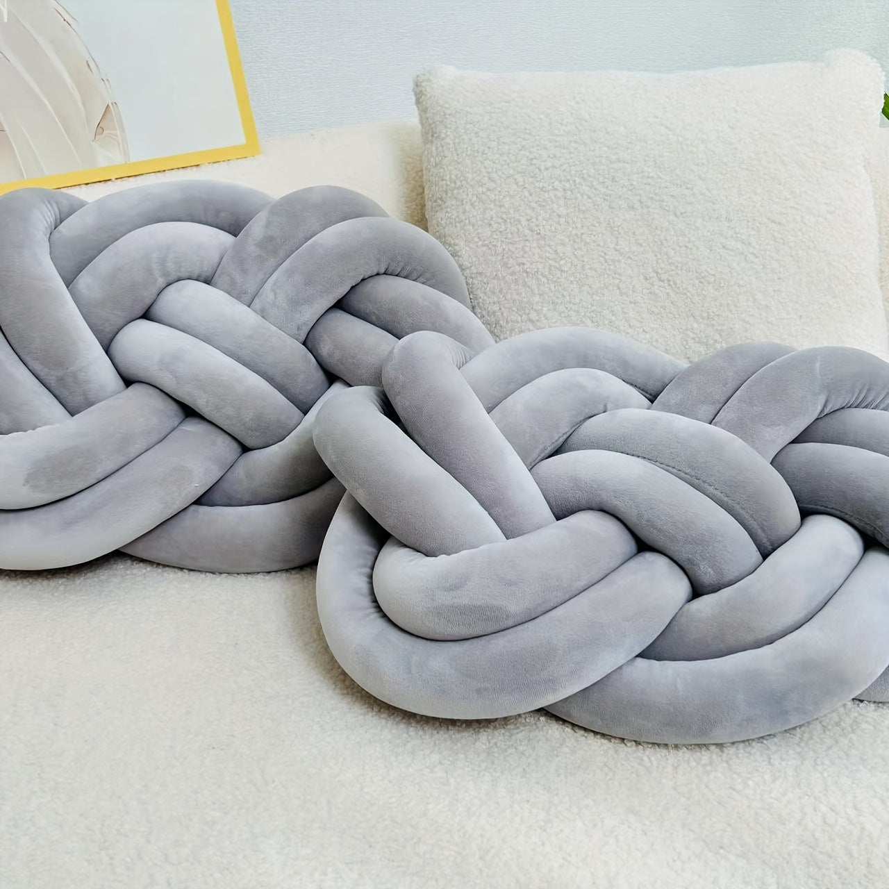 Coussins en Peluche en Forme de Nœud - Doux et Élégants pour Votre Intérieur