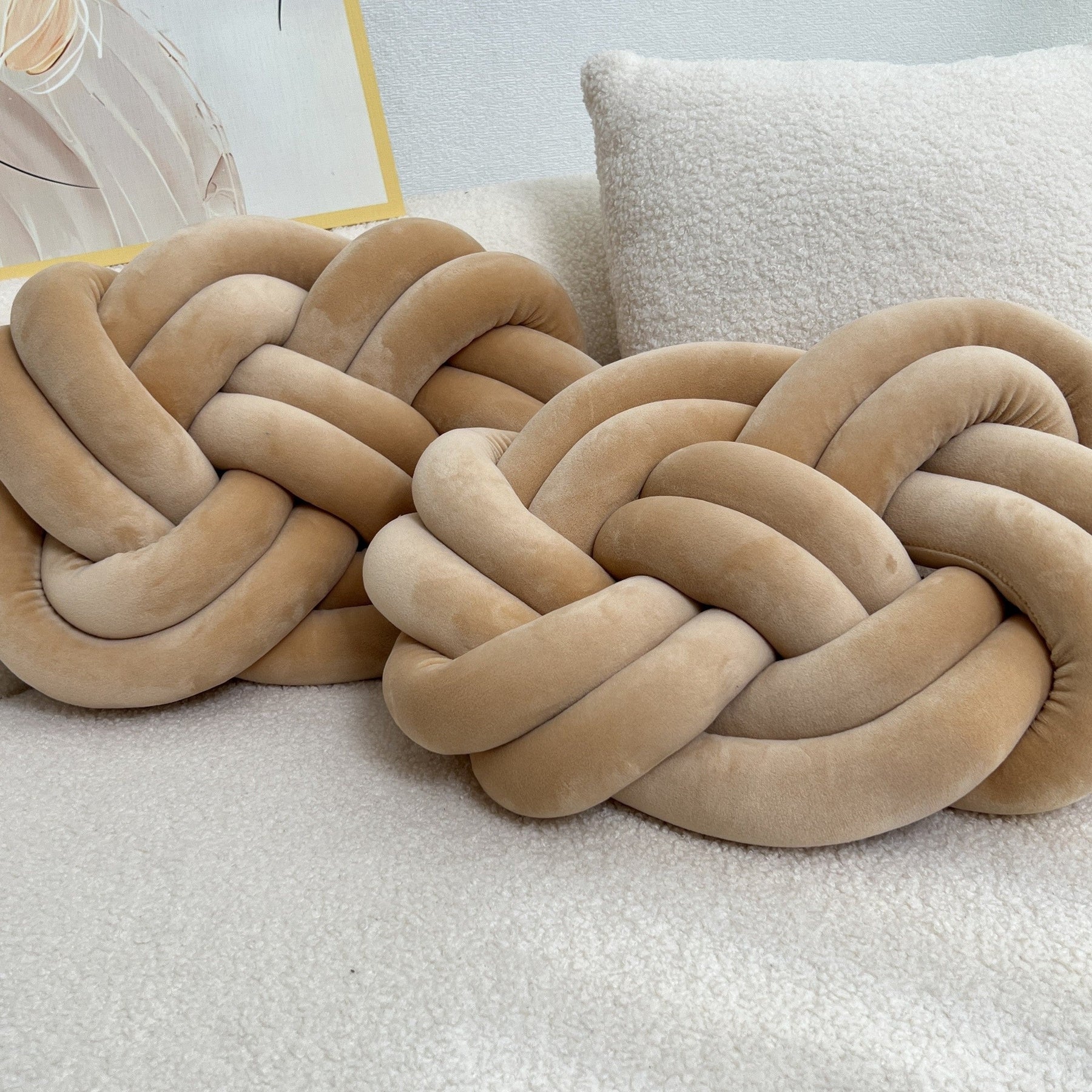 Coussins en Peluche en Forme de Nœud - Doux et Élégants pour Votre Intérieur