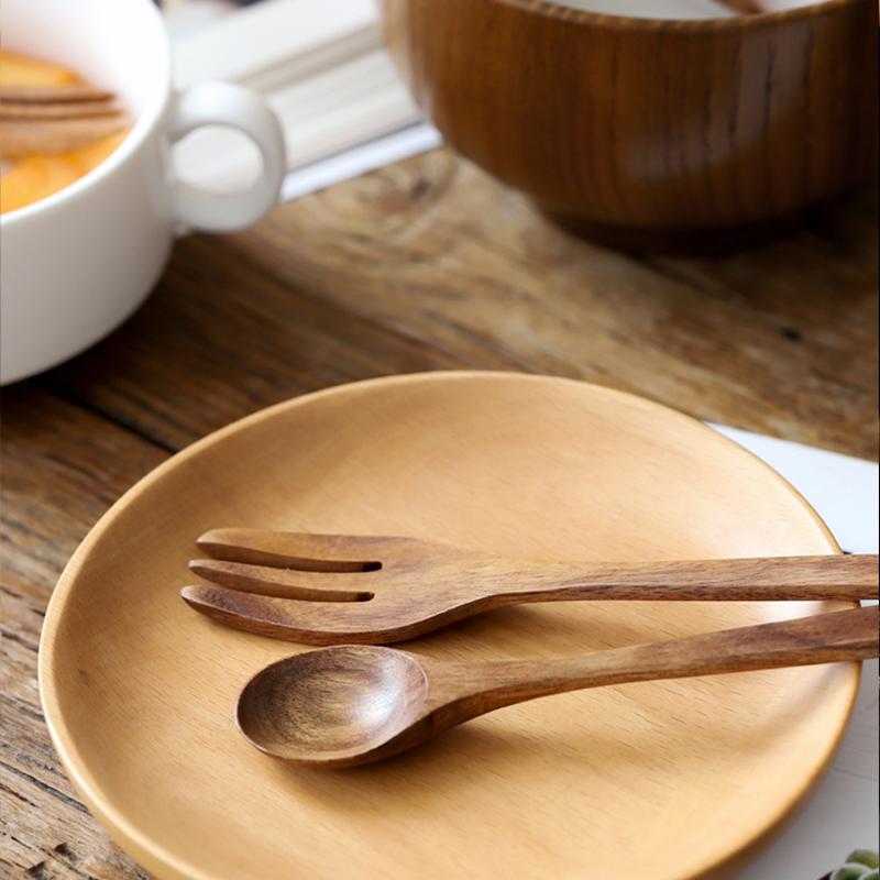 Cuillère et Fourchette en Bois Clair - Élégance Naturelle pour Cuisine et Service