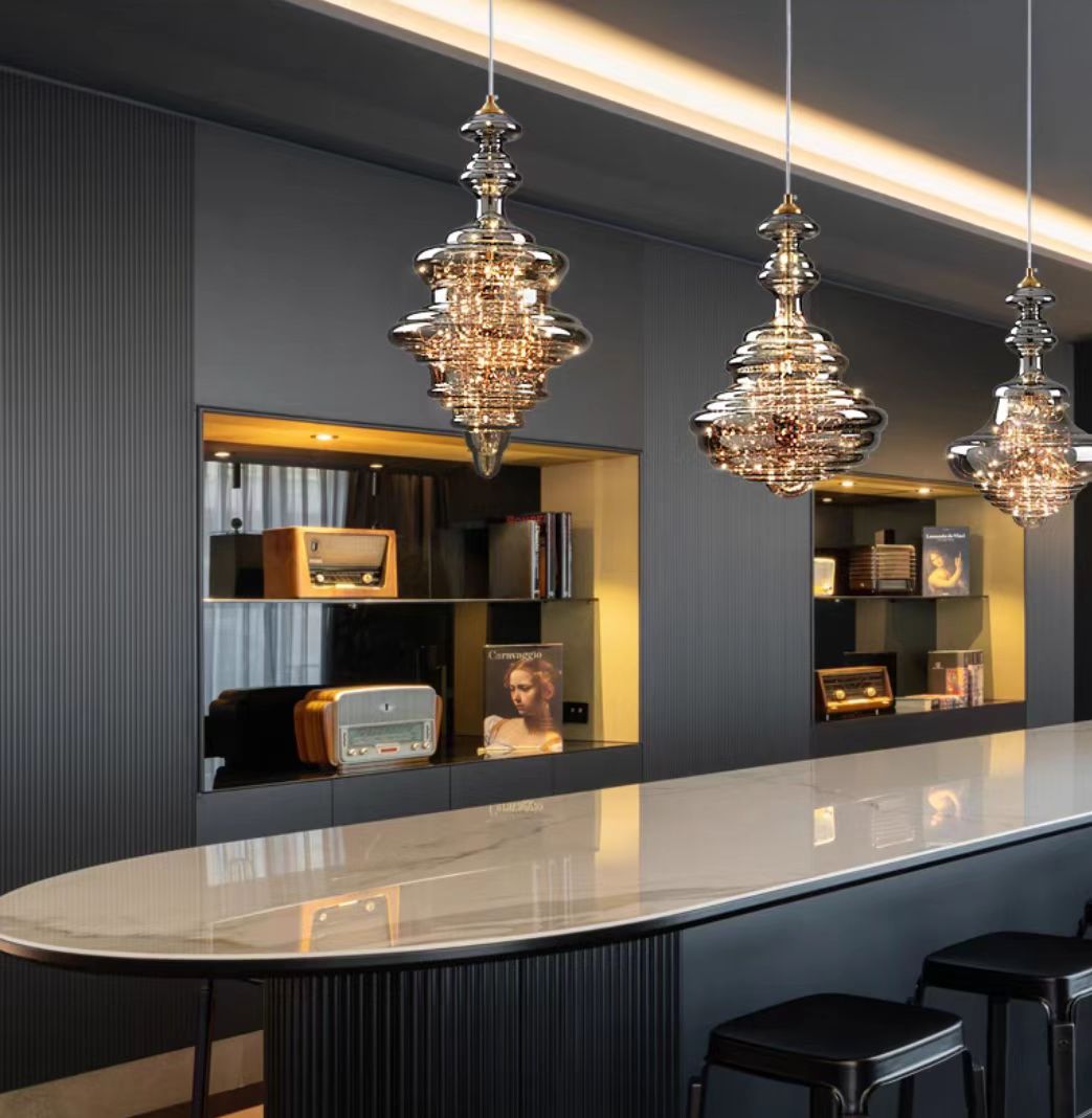 Lampe Suspendue Grise Design Élégant - Éclairage Ambiance et Matériaux Luxueux