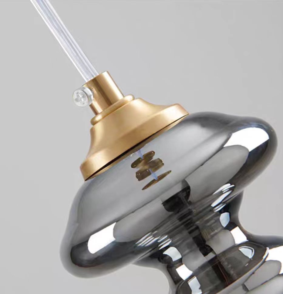 Lampe Suspendue Grise Design Élégant - Éclairage Ambiance et Matériaux Luxueux