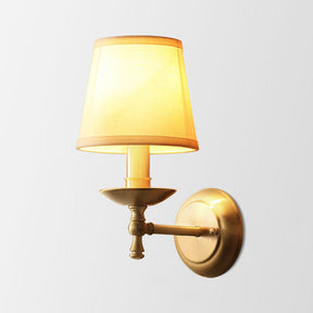 Applique Murale en Cuivre - Design Élégant avec Lumière Douce