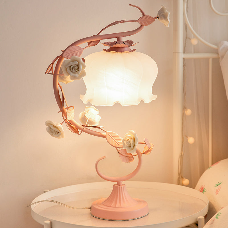 Lampe à Pétales de Rose - Éclairage Romantique et Élégant