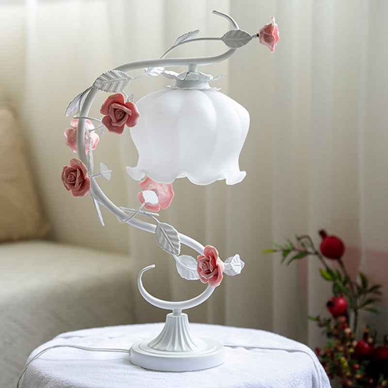 Lampe à Pétales de Rose - Éclairage Romantique et Élégant