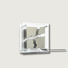 Lampe de Table en Verre Carrée - Design Artistique et Éclairage Pratique
