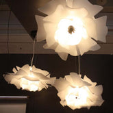 Lumière Suspendue Florale Moderne - Élégance et Ambiance Accueillante