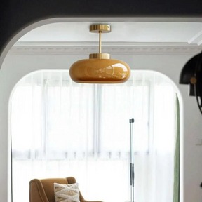 Éclairage Industriel Minimaliste - Design Élégant en Laiton et Verre