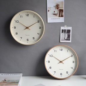 Horloge Murale en Bois Naturel - Élégance Scandinave pour Intérieur Moderne