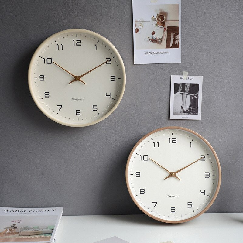 Horloge Murale en Bois Naturel - Élégance Scandinave pour Intérieur Moderne