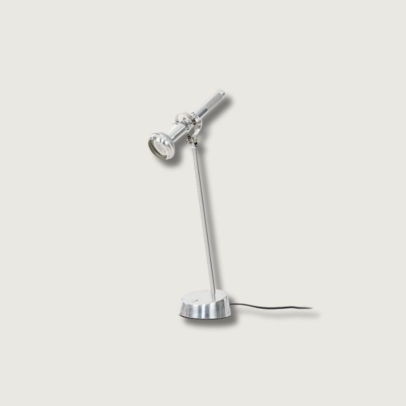 Lampe de Table Industrielle en Métal - Design Élégant et Polyvalent